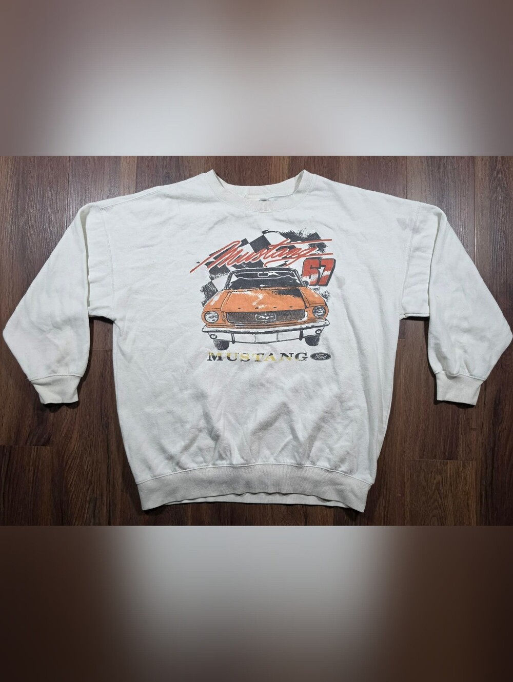 Vintage Ford Mustang 67 Sweatshirt XL White Muscle Car Racing Graphic Crewneck